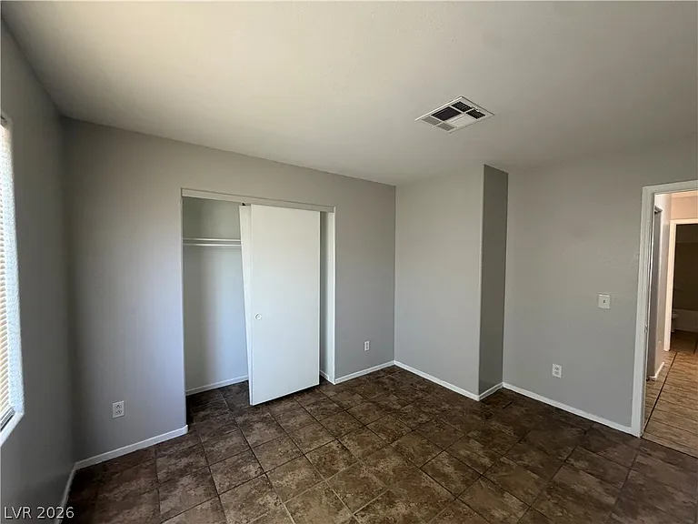 1864 Star Sapphire Ct — Photo 36