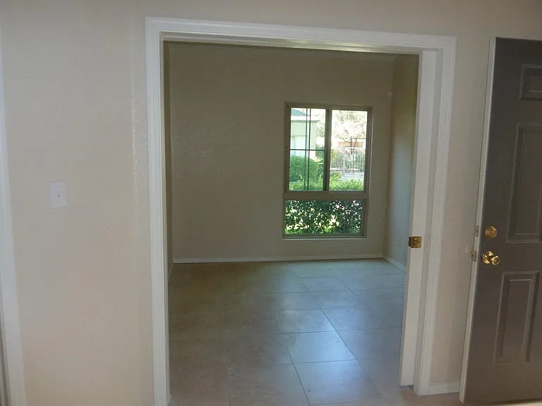 100 E Fillmore St #112 — Photo 14