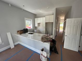 28 Alpine St #1, Somerville, MA 02144