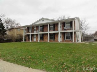 601 Devonshire Rd #A-D, Washington, IL 61571