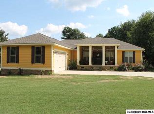 1308 Hollywood Ln E, Fort Payne, AL 35967