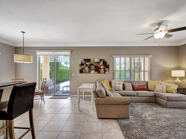 108 Parey Island Pl — Photo 37