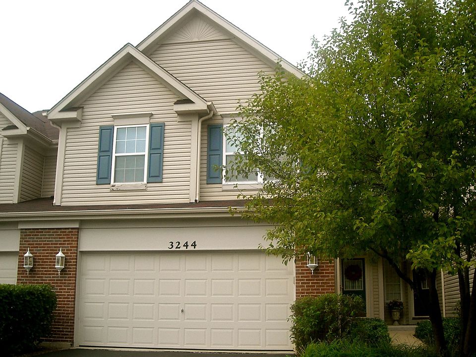 2nd image of 3244 Renard Ln