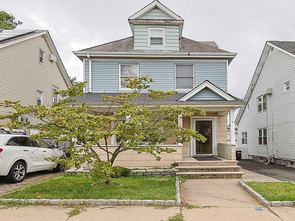 1st image of 422 Christie Ln