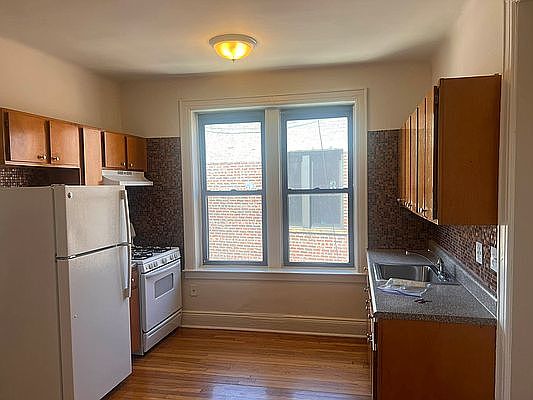 1st image of 31-18 28th Ave #3L