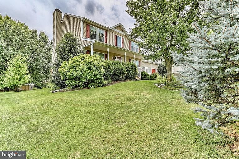 1st image of 434 Westminster Ct