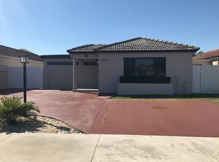 14762 SW 82nd Ter, Miami, FL 33193