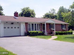 218 Pine Dr, Fayetteville, PA 17222