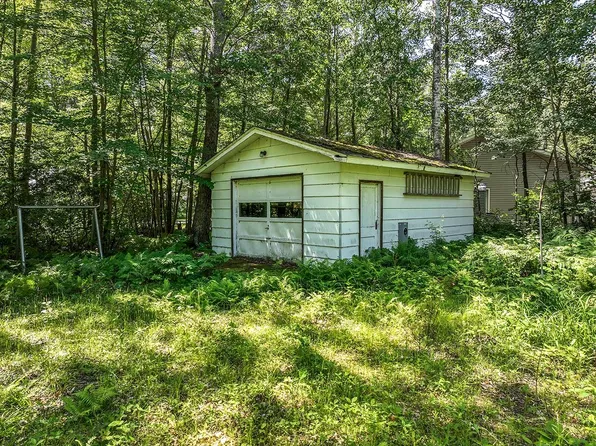 2070 Nancy Dr, Tomahawk, WI 54487