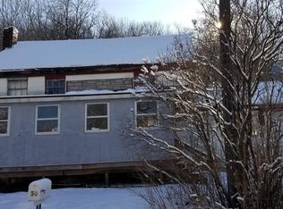 50 Maple St, Becket, MA 01223