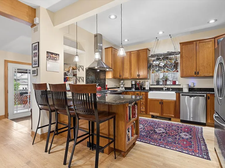 4334 N Mason Ave — Photo 14