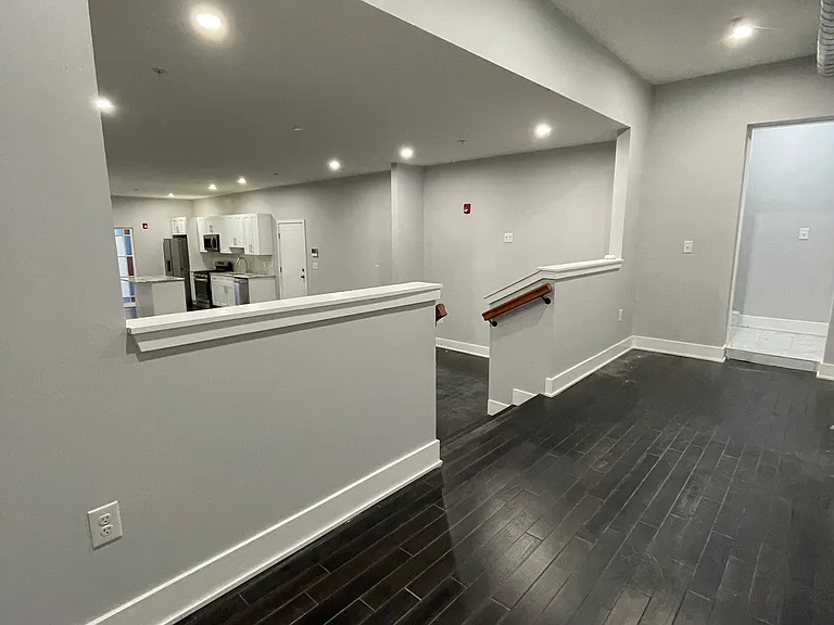 929 Marlborough St #27 — Photo 3