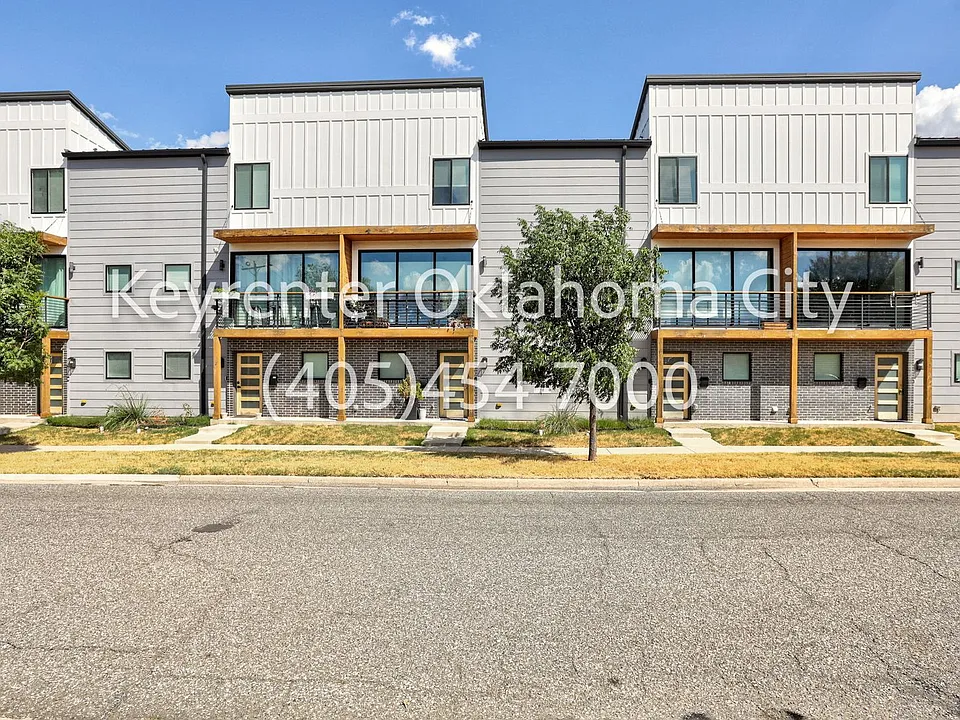 1631 NW 21st St #5