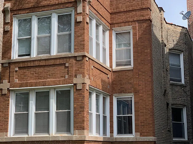3218 W Eastwood Ave #2R — Photo 3