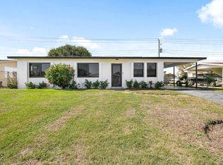 1695 S 25th Ct, Riviera Beach, FL 33404