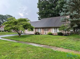 6409 Antoinette Ln, Maumee, OH 43537