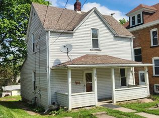 716 Park Ave, Ellwood City, PA 16117
