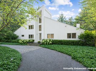 34 Bull Path, East Hampton, NY 11937