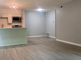 6504 Ravena Rd UNIT 1, Liberty, MO 64068