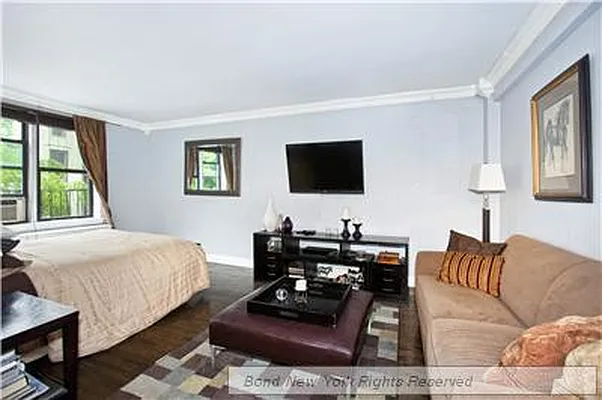 Sold by Bond New York | media 3