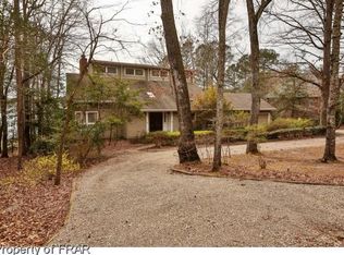 1919 Wedgewood Dr, Sanford, NC 27332