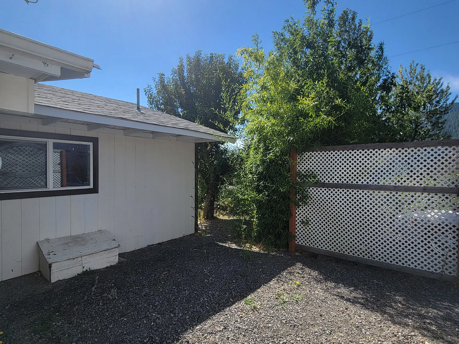1 bed, 874 sqft, $975 — Photo 2