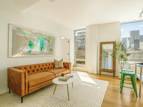 26 Broadway image 1 of 19