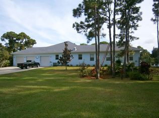 6540 Las Pamos Dr, Grant Valkaria, FL 32949