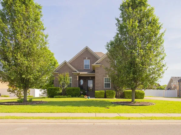 3354 Shady Forest Dr, Murfreesboro, TN 37128