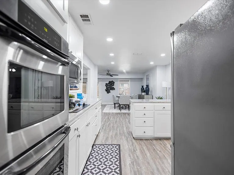 291 N Bay Dr — Photo 17
