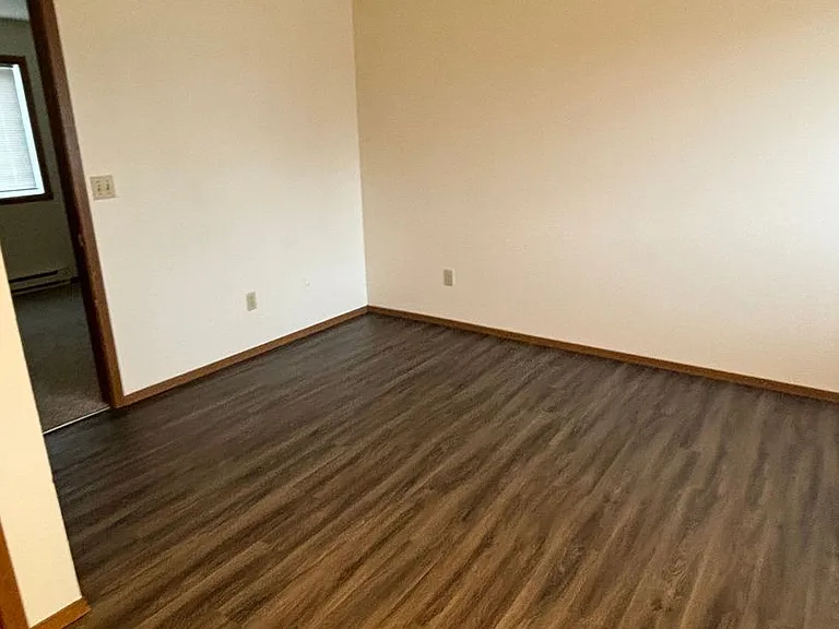 1211 34th Street Cir S — Photo 18