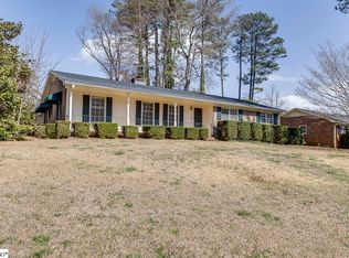 209 Shelton Dr, Spartanburg, SC 29307