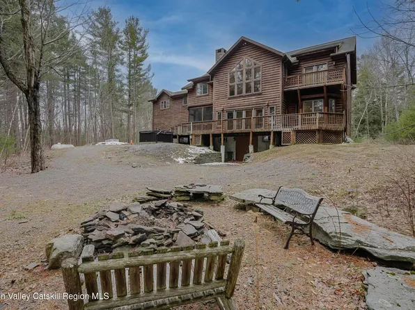 126 Lake In The Sky Drive, Gilboa, NY 12076