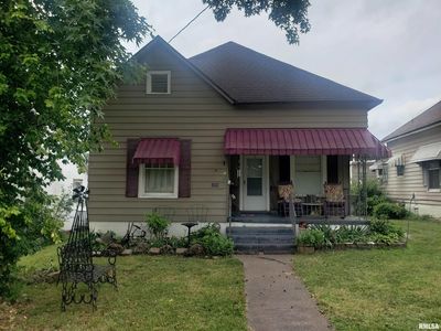 209 S Main St, Harrisburg, IL, 62946