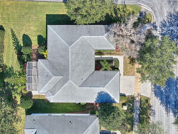 2nd image of 500 Heritage Trail St