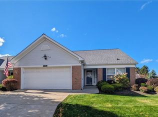 186 Heather Ln #60, Eastlake, OH 44095