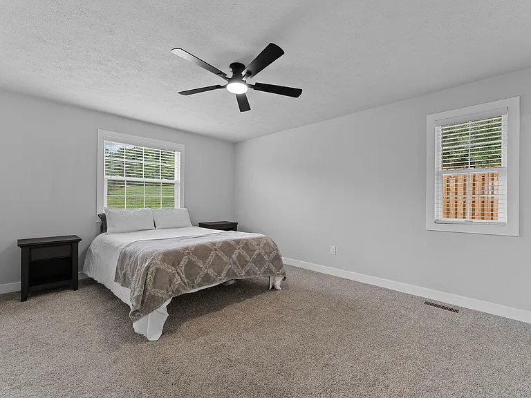 56 Wintergreen Dr — Photo 11