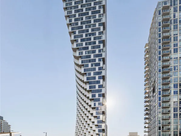 1480 Howe St #1001, Vancouver, BC V6Z 0G5