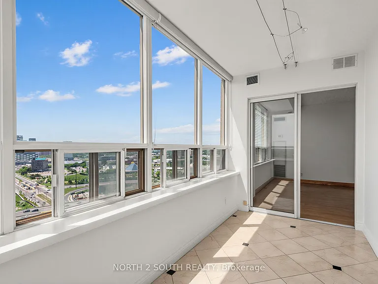 215 Wynford Dr #2802 — Photo 11