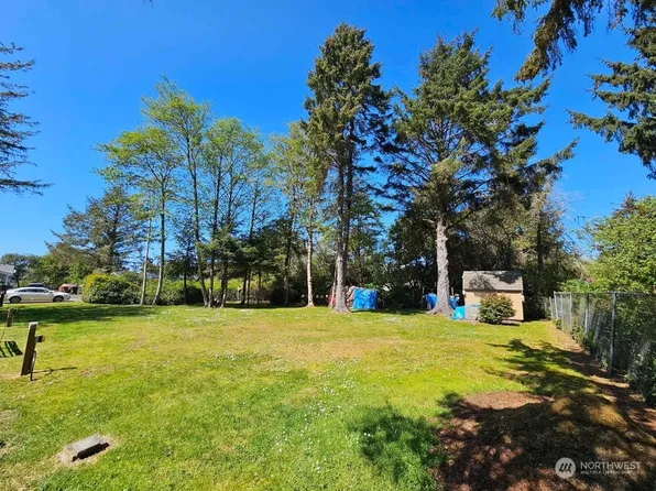 120 South Port Loop SW, Ocean Shores, WA 98569