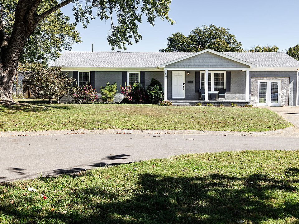 1st image of 701 Earl Ct