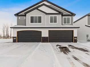 2107 Cleveland Ln S, Cambridge, MN 55008