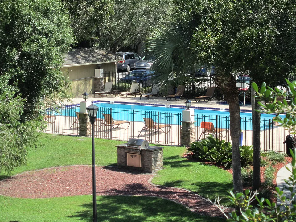 Stone Creek Apartments