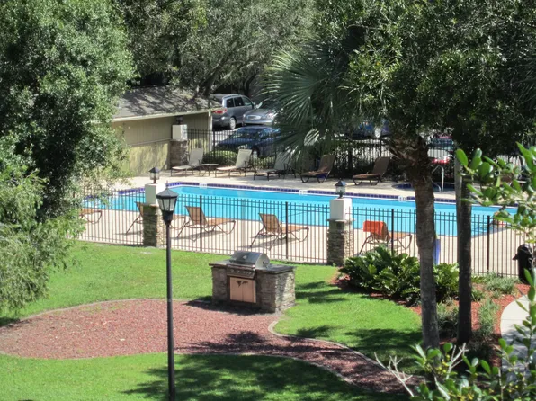 Stone Creek Apartments