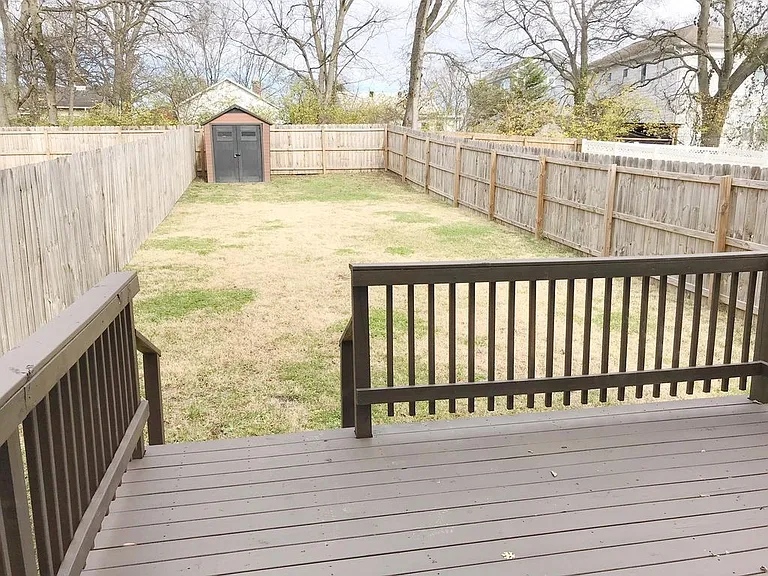 933B Thomas Ave — Photo 16