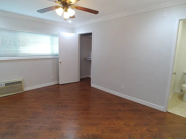 Five Star Suites — Photo 187