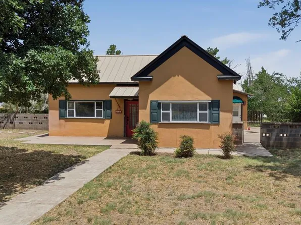 703 W Sul Ross Ave, Alpine, TX 79830