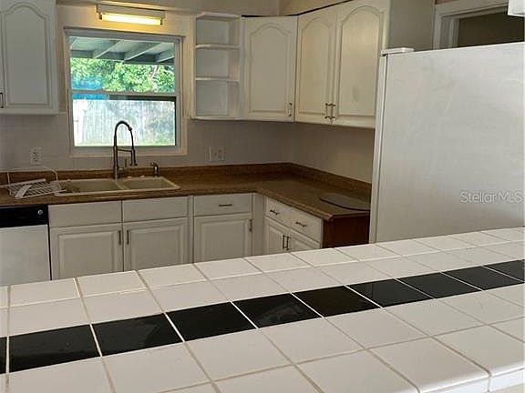 5th image of 3565 Beneva Ln