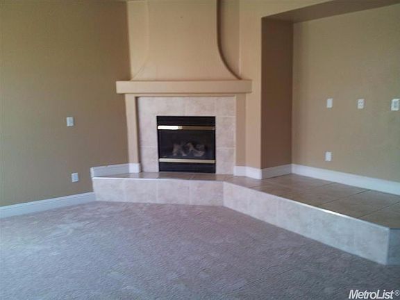 5th image of 6044 Silver Oak Cir