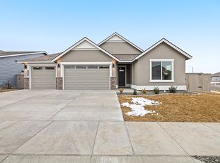 2894 Avrio Ave, Richland, WA